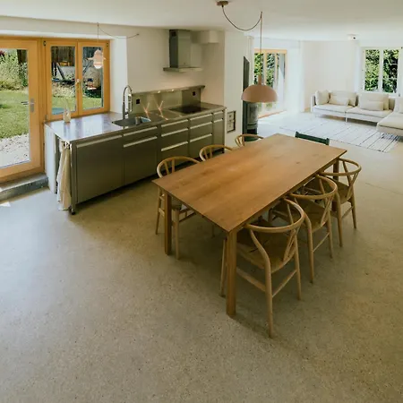 Stylish Jura House For 10 Guests * Grandval