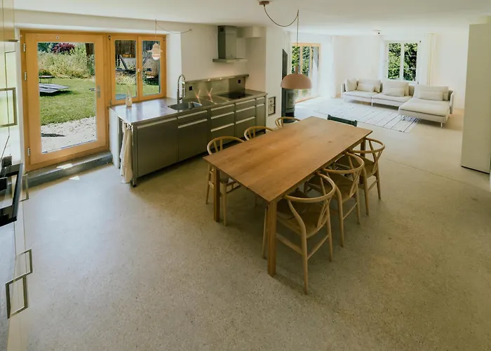 Stylish Jura House For 10 Guests * Grandval